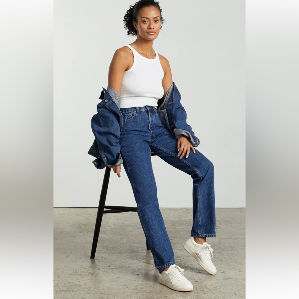 Everlane SZ 8 Classic Mid Rise Cotton Denim Straight Leg Blue Everbody Jeans NEW